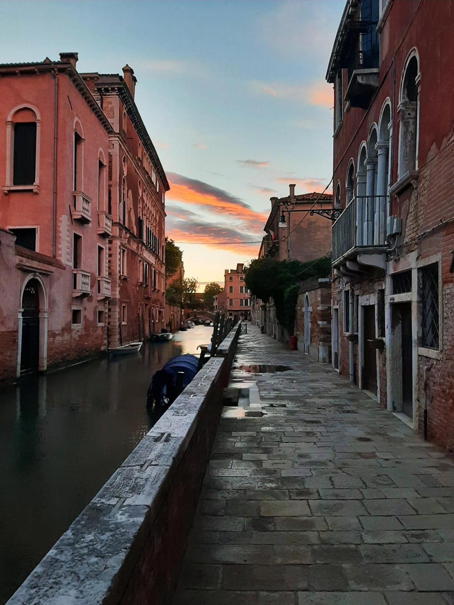 Ca' Dino Venice - Canal View Eksteriør billede